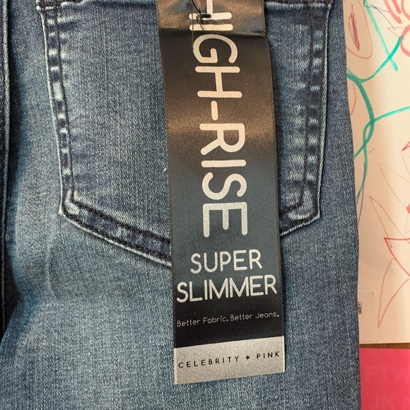 High Rise Distressed Jeans - Picture 5 of 5